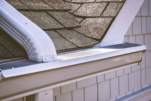10 Tips to Keep Your Gutters Clean in Spring